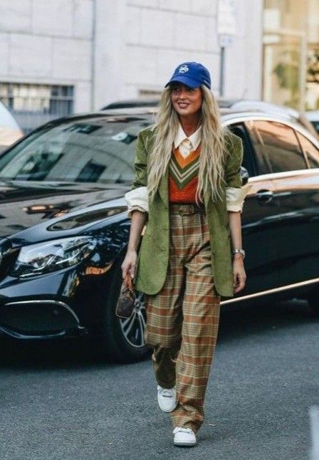 Casual Chique, Tips For Women, Green Style, Looks Street Style, Street Style Inspiration, Look Vintage, Style Mistakes, Fall Fashion Trends, Looks Style