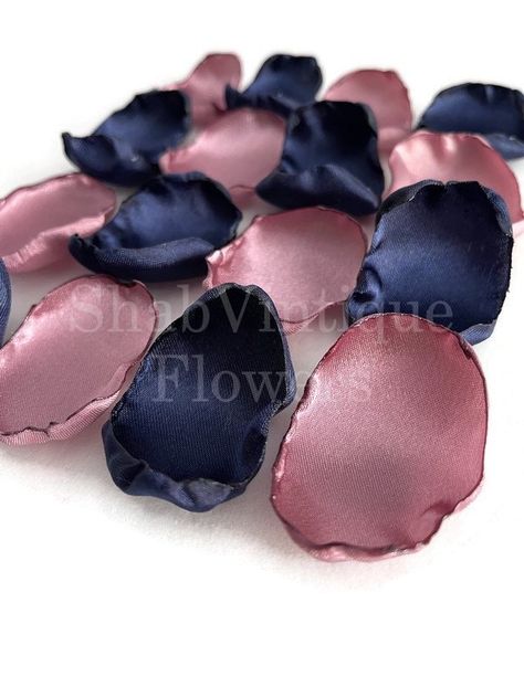 Fall Rustic Wedding Decor, Fall Rustic Wedding, Flower Girl Petals, Bridal Honeymoon, Mauve Wedding, Shower Table, Wedding Color Trends, Bridal Shower Tables, Dessert Table Decor