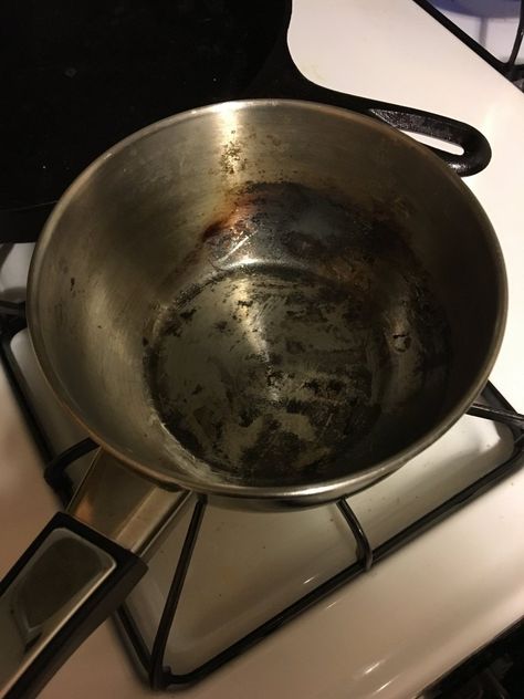 John's burnt pan (before) Burnt Pan, Pan Aesthetic, Popcorn, Baking, Quick Saves