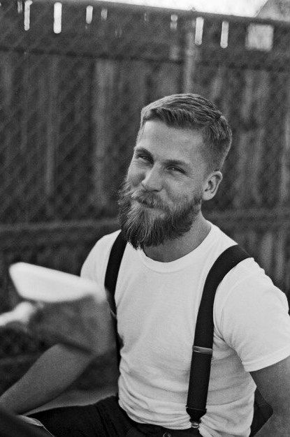 Casual Mens Old School Classic Haircut Crew Cut Style Beard Facts, Beards And Mustaches, Man With A Beard, Classic Haircut, Classic Mens Hairstyles, Mens Hairstyles Medium, Beard Love, Beard Tattoo, Bald Men