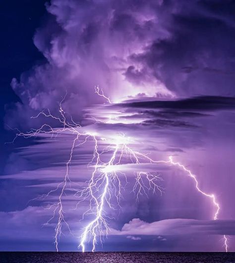 Sky Reference, Lightning Sky, Storm Chasing, Lightning Storm, Earth Nature, Stormy Weather, Lightning Strikes, Storm Clouds, Natural Phenomena