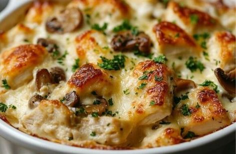 Stuffing Crust, Swiss Chicken Casserole, Caramel Drizzle Recipe, Swiss Cheese Recipes, Smothered Potatoes, Pie Cups, Swiss Chicken, Crockpot Mashed Potatoes, Crockpot Chicken And Dumplings