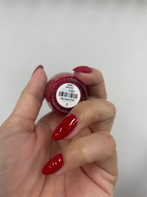 Opi Big Apple Red Dip, Red Apple Nails, Big Apple Red Nails, Candy Apple Red Nails, Big Apple Red Opi, Apple Red Nails, Opi Big Apple Red, Opi Red, Holiday Nail