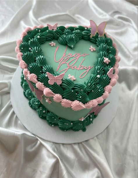 Virgo Birthday Party Ideas, Virgo Baby Cake, Virgo Birthday Cake, Virgo Cake Ideas, Virgo Birthday, Fancy Cakes, Baby Cake, Girl Birthday, Cupcake Cakes