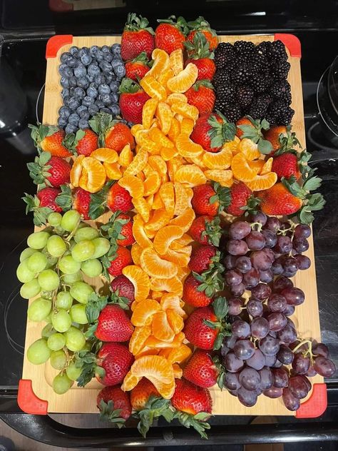 First Communion Fruit Platter, Easter Fruit And Veggie Tray Ideas, Confirmation Dinner Ideas, First Communion Fruit Tray, Easter Cross Fruit Tray, Easter Cross Charcuterie Board, Easter Fruit Tray Cross, Easter Fruit Charcuterie Board Ideas, 1st Communion Brunch Ideas