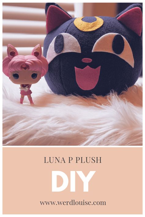 Luna P Plush DIY Pin Plush Diy, Sailor Moon Crafts, Felt Doll Pattern, Sailor Moon Inspired, Geek Diy, Fabric Crafts Diy, Back At It Again, Diy Pins, Anime Room