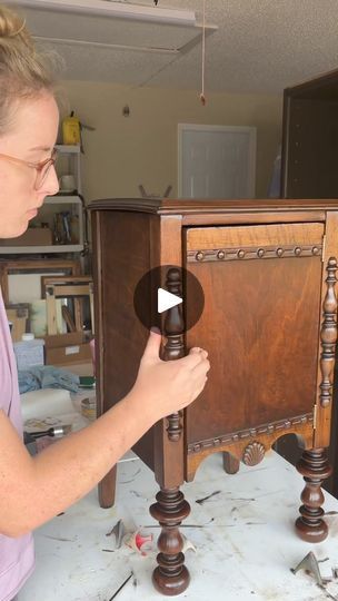 Restoring and Antique 🥰 | By Flipped by AbbyFacebook Antique Furniture Flip, Wooden Trestle Table, Furniture Refurbishing, Redoing Furniture, Refurbishing Furniture, Style End Table, Restoring Old Furniture, Antique Furniture Restoration, Furniture Remodeling