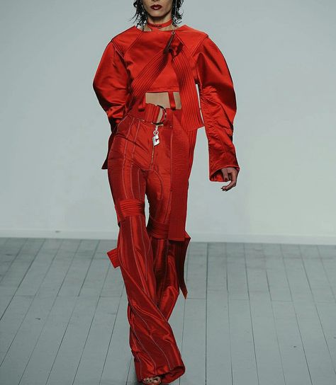 Monochrome Red Outfit, Red Monochromatic Outfit, Red Monochrome Outfit, Scifi Outfit, Red Monochromatic, Elevated Fashion, Techno Fashion, Monochromatic Fashion, Sci Fi Fashion