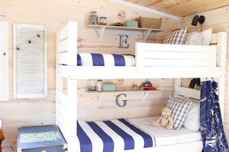 Boys Bedroom Ideas shared space with bunk beds Bunk Bed Shelf Ideas, Top Bunk Storage, Modern Bunk Beds For Girls Room, Bunk Bed Shelf, Bunk Beds For Boys Room, Bunk Beds Boys, Boys Shared Bedroom, Bunk Rooms, Cool Bunk Beds