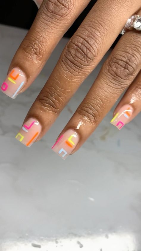 Basic Nail Art For Short Nails, Spring Shorties Nails, Abstract Spring Nails, Abstract Short Nails, Abstract Nail Art Short Nails, Abstract Nail, Abstract Art Nails, Abstract Acrylic Nails, Basic Short Acrylic Nails