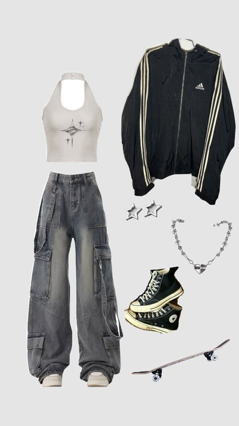 #y2k #outfit Y2k Outfit Ideas Black Women, Me Core Outfit, Y2k Techno Outfit, Y2k Girls Outfits, Sporty Y2k Aesthetic, Ytk Fashion Outfits, Bikercore Outfit, Y2k Outfits Girl, Easy Y2k Outfits