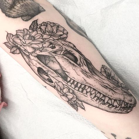 Alligator Skull Tattoo, Alligator Skull, Alligator Tattoo, Liverpool Tattoo, Portrait Poster, Cone Bra, Blackwork Tattoo, Portrait Inspiration, Traditional Tattoo