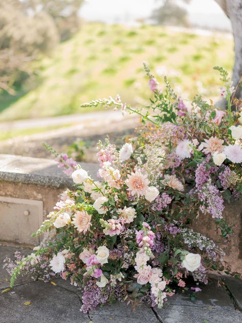 Monet-inspired Napa Valley wedding ideas at a private estate | Wedding Inspiration | 100 Layer Cake Purple Romantic Wedding, Monet Wedding, Apricot Wedding, Poppy Photography, Pink Purple Wedding, Monet Inspired, Photo Corner, Bridal Bouquet Spring, Spring Designs