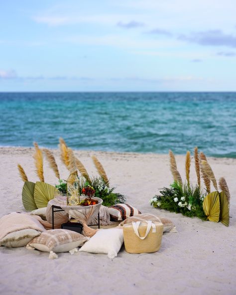 Sometimes you just want to head to the beach at sunset. With us, it’s twice as enjoyable. We organize amazing evening picnics! To book, send us DM #picnic #picnicmiami #picnics #miami #miamieventplanner #miamievents #ocean #sunsetlovers #miamibeach #proposal #date #romantic Beach Picnic Photoshoot, Beautiful Picnic, Miami Beach Edition, Photoshoot Set, Picnic Photoshoot, Hosting Ideas, Beach Date, Beach At Sunset, Picnic Ideas