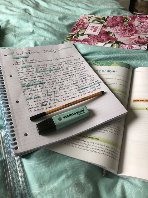 Making pretty notes for computer science 😍😍😍 #bulletjournal #notes #computerscience Computer Science Notes Aesthetic, Gcses Aesthetic, Computer Science Student Aesthetic, Computer Science Aesthetic, Computer Science Notes, Gcse Computer Science, Science Aesthetic, Computer Notes, Freshman Tips