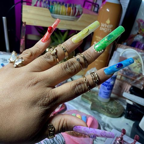 Chakra Acrylic Nails, Chakra Nails Designs, Chakra Nail Art, Earthy Acrylic Nails, Chakra Nails, Spiritual Nails, Mail Inspo, Infinity Nails, Body Decor