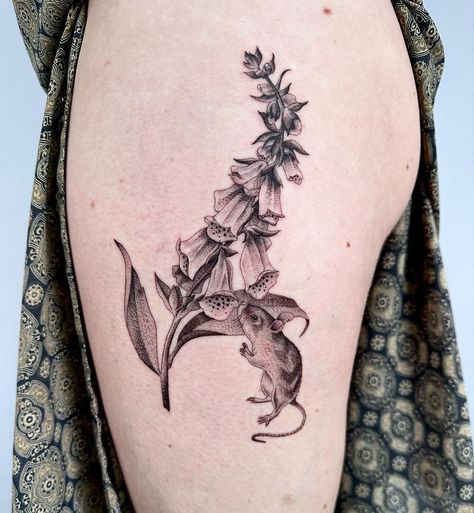 Fox Gloves Tattoo, Mugwort Tattoo, Foxglove Illustration, Foxglove Tattoo, Stippling Tattoo, Mouse Tattoo, Melbourne Tattoo, Tattoo 2024, Piece Tattoo