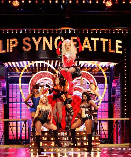 Moulin Rouge Christina Aguilera, Hayden Panettiere Style, Rogue Outfit, Moulin Rouge Outfits, Moulin Rogue, Lady Marmalade, Lip Sync Battle, Perfect Movie, Hayden Panettiere