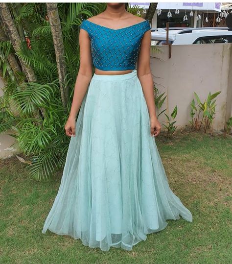 Skirt And Top Colour Combinations, Customised Lehenga, Indian Skirt And Top, Skirt And Crop Top Indian, Full Skirt And Top, Compass Wallpaper, Indian Frocks, Simple Formal Dress, Long Skirt Top Designs