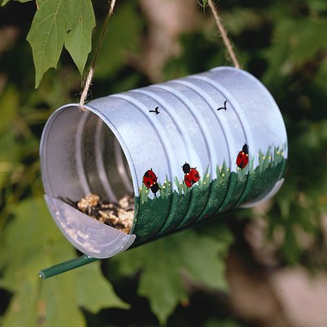 Birdfeeder - link doesn't work but this is a great spring project for the kiddos. they can decorate their own! Can Bird Feeder, Make A Bird Feeder, Tin Can Crafts, Diy Bird Feeder, Diy Birds, Bird Supplies, Diy Tags, Kids Learning Activities, Cub Scouts