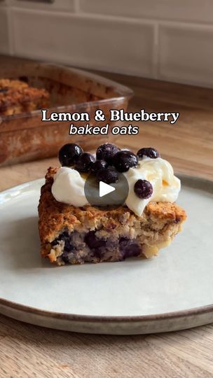 247K views · 15K reactions | lemon & blueberry baked oats 🍋 

Send this to someone you live with to encourage them to make them for you too 👀

serves 4
Ingredients ⬇️ 
200g oats
80g vanilla protein powder
200g apple sauce 
1 tsp baking powder
1 lemon, juice & zest
1 tsp vanilla essence
440ml milk (of choice) 
150g blueberries 

Method ⬇️ 
1️⃣ Preheat oven to 180c.
2️⃣ Grease a baking dish with spray/butter/oil.
3️⃣ Add ingredients to dish and mix to combine. 
4️⃣ bake for 34-40mins until golden brown. 5️⃣ Allow to cool before slicing and serving.

#bakedoats #blueberry #lemon #mealprep #breakfastrecipe #healthy #couple | Dr Hazel Wallace BSc MSc MBBCh | Bakar · Hell N Back (Sped Up) Lemon Blueberry Baked Oats, Hazel Wallace, Blueberry Baked Oats, Hell N Back, Healthy Couple, Oatmeal Dessert, Low Cal Snacks, Blueberry Oat, Bread Alternatives