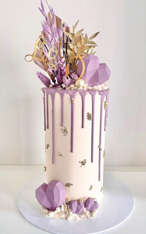 Tall Cakes Design, Tall Birthday Cakes For Women, Tall Cake Designs Birthday, Purple Drip Cake, Purple Cake Designs Birthday 2 Tier, Purple Cake Ideas Birthday Simple, Luxury Cakes Birthday For Women, Tall Cake Designs, Purple White And Gold Birthday Cake