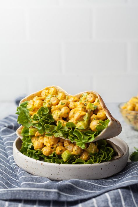 This simple curry chickpea salad is full of flavor and protein. It makes a great healthy lunch or an easy, dairy free side dish. Lemon Butter Cookies Recipe, Curry Chickpea Salad, Lemon Butter Cookies, Cookies Dairy Free, Alpha Gal, Dairy Free Dinner, One Pot Dinners, Chickpea Curry, Dairy Free Options