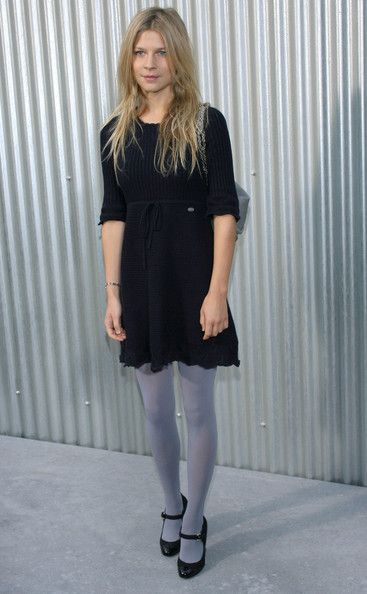 Clemence Poesy Style, Baddie Era, Gray Tights, Film Harry Potter, Colored Tights Outfit, Clemence Poesy, Fleur Delacour, Tights Outfits, Grey Tights