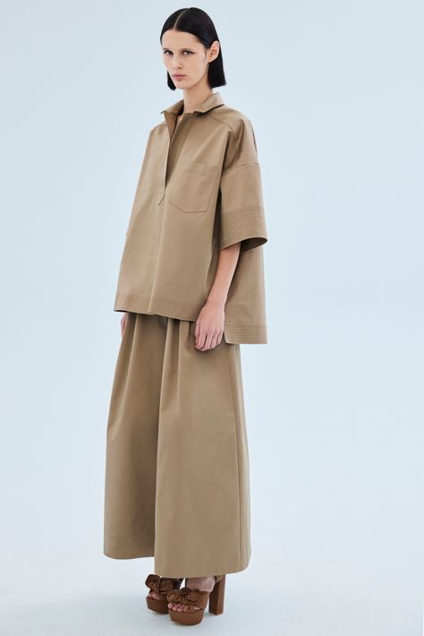 Uniqlo Women Outfit, Best Designer Suits, Dice Kayek, Creative Fashion Photography, Fashion Silhouette, Fall Outfits Men, Modest Wear, 2023 Collection, Indian Fashion Dresses