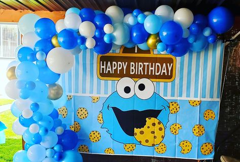 Balloons, garland Cookie Monster Balloon Garland, Cookie Monster Backdrop, Monster Balloons, Backdrop Ideas, Balloon Backdrop, Cookie Monster, Balloon Garland, Monster Cookies, Baby Stuff