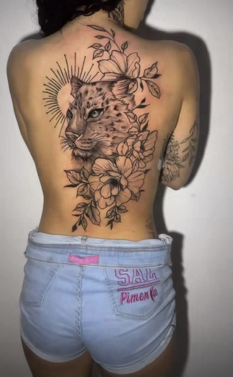 Women Tattoos Leg, Beach Theme Tattoos, Holiday Tattoo, Feminine Back Tattoos, Matching Bff Tattoos, Floral Back Tattoos, Realistic Tattoo Sleeve, White Ink Tattoo, Bff Tattoos