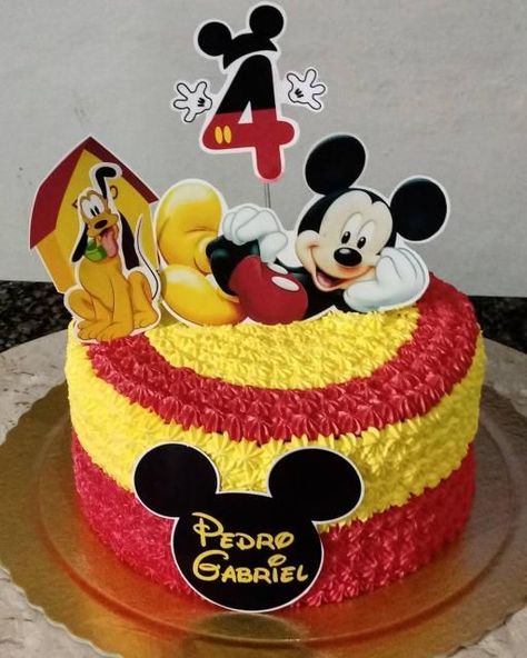 Pasteles Cumpleaños de Mickey - decoracion para fiestas Kue Mickey Mouse, Bolo Do Mickey Mouse, Mickey Birthday Cakes, Construction Birthday Cake, Mouse Birthday Cake, Mickey First Birthday, Mickey Mouse Bday, Mickey Mouse Birthday Cake, Mickey Mouse Themed Birthday Party