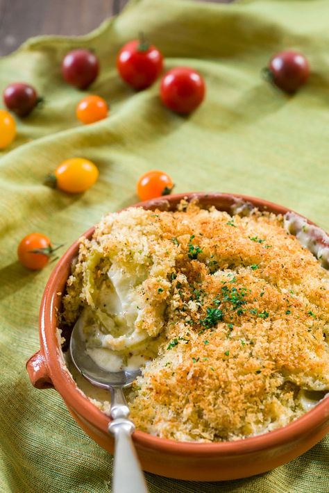 Green tomato gratin Peasant Meals, Green Tomato Casserole Recipe, Green Tomato Casserole, Tomato Gratin Recipe, Tomato Gratin, Gratin Recipes, Tomato Casserole, Vegetable Casseroles, Fried Green Tomatoes Recipe