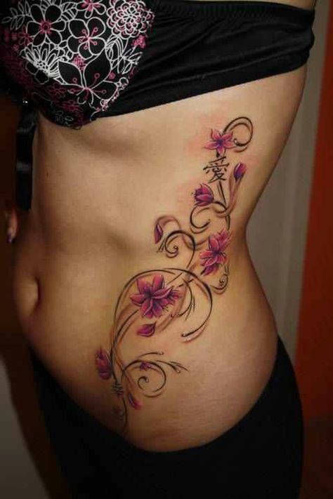 Side Stomach Tattoos, Flower Hip Tattoos, Stomach Tattoos Women, Funky Tattoos, Piercing Inspo, Pretty Tattoos For Women, Tattoos For Black Skin, Gorgeous Tattoos, Dope Tattoos For Women