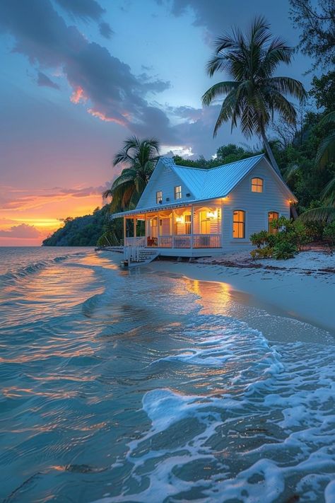 Hawaii Houses On The Beach, Houses By The Water, Dream Beach Houses The Ocean, Beach Cottage Aesthetic, House On The Ocean, Beachside House, House On The Beach, Houses By The Beach, Beach House Aesthetic