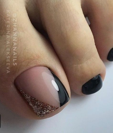 Mauve Toenails Design, Classy Pedicure, Trendy Pedicure, Pedicure Designs Toenails, Gel Pedicure, Pedicure Ideas, Nail Soak, Gel Toe Nails, Toe Nail Color