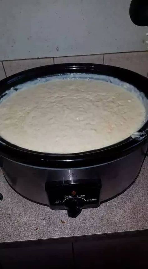 Slow Cooker Creamed Rice Pudding - acoking Rice In Slow Cooker, Slow Cooker Puddings, Greek Rice Pudding, Slow Cooker Rice Pudding, Rice In Crockpot, Pudding Rice, Creamy Chicken Pasta Recipes, Slow Cooker Rice, Creamed Rice