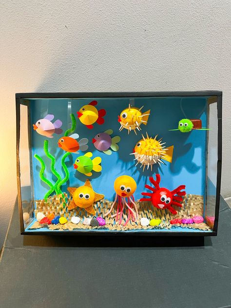 3d Aquarium Craft, Aquarium Craft Preschool, Aquarium Crafts For Kids, Kids Aquarium, Ocean Diorama, Aquarium Craft, Animal Crafts Preschool, Cardboard Crafts Kids, 3d Art Projects