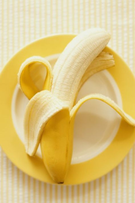 Stop Acid Reflux, Acid Reflux Recipes, Healthy Fruits And Vegetables, Reflux Diet, Acid Reflux Diet, Good Foods To Eat, A Banana, Heart Healthy Recipes, Healthy Fruits