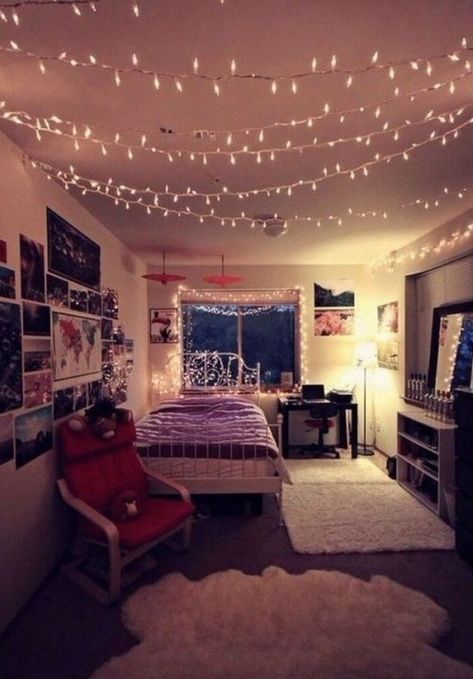 Bedroom Decorating Tips, Bedroom Decor For Couples, Bedroom Decor For Teen Girls, Dorm Room Organization, Bedroom Ceiling, Small Houses, Diy Room, Room Decor Bedroom Teenage