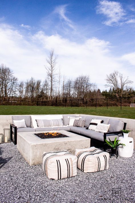 Modern Outdoor Fire Pit Seating Area - Taryn Whiteaker Modern Outdoor Fire Pit, Fire Pit Seating Ideas, Modern Outdoor Firepit, Backyard Design Plans, U Couch, Polywood Outdoor Furniture, Outdoor Fire Pit Seating, Gallery Wall Staircase, Fire Pit Seating Area