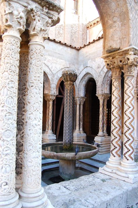 The Arabic garden in the courtyard of Monreale Cathedral in Sicily. #MostBeautifulArchitecture #Cathedrals Sicilian Architecture, Arabic Garden, Monreale Cathedral, Moroccan Villa, Mediterranean Tiles, Urban Garden Design, Mia Bella, African Origins, Mediterranean Tile