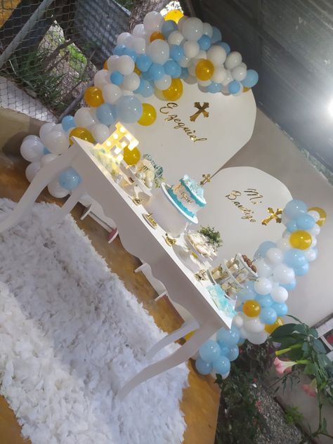 Decoración sencilla para bautizo de un niño