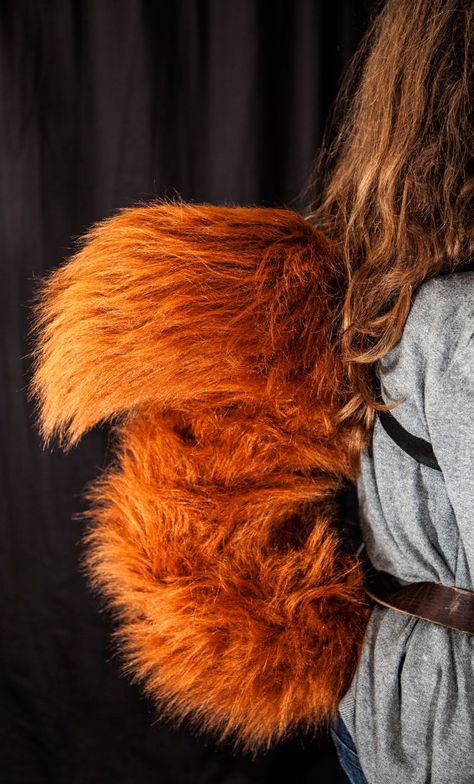 Squirrel tail by FurryTailor on Etsy Squirrel Tail Diy, Squirrel Tail Costume, Squirrel Halloween Costume, Squirrel Mask, Doreen Green, Sheriff Costume, Squirrel Costume, Minecraft Outfits, Squirrel Tail