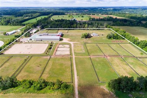 Ideal Horse Farm Layout For Every Acreage | Land & Title Horse Farm Layout, Horse Stables Design, Castle Layout, Equestrian Stables, Barn Layout, Horse Farm Ideas, Horse Barn Ideas Stables, Horse Barn Designs, Farm Images