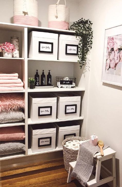 You don't need to break the bank to have a stylish home, Meares said. Picture: Instagram/@sonyameares Linen Cupboard Organisation, Cupboard Organisation, Cleaning Cupboard, Organised Mum, Organize Life, Organizing Linens, House Organisation, Linen Cupboard, Linen Closet Organization