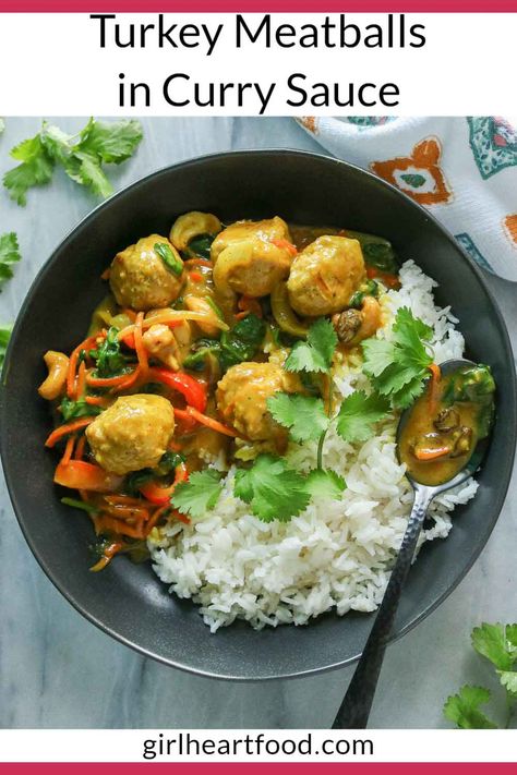 Curry Turkey, Creamy Curry Sauce, Meatball Curry, Creamy Coconut Curry, Baked Turkey Meatballs, Ground Turkey Meatballs, Meatballs Recipes, Curry Meatballs, Creamy Curry