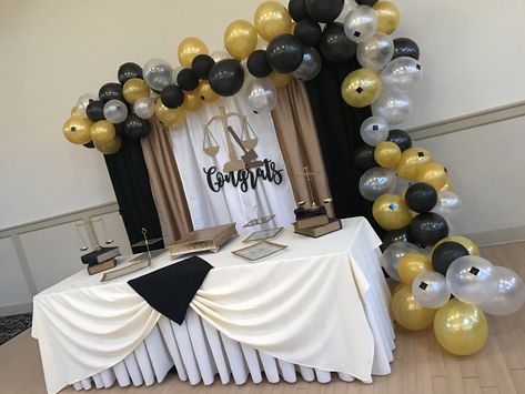 Lawyer Party Decorations, Passed The Bar Exam Party, Bar Exam Party, Law School Grad Party, Law School Party, Lawyer Party, Grad Party Outfit, Law School Graduation Party, Graduation Party Table