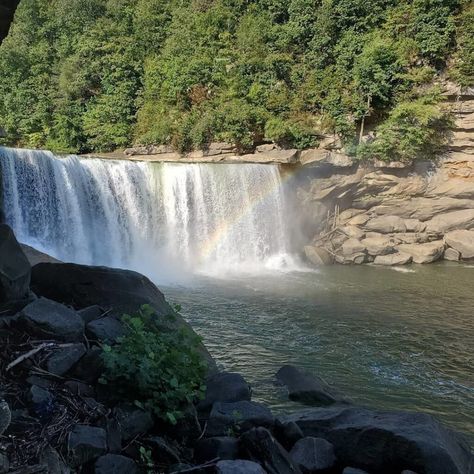 Mainstream Adventures, Cumberland Falls Kentucky, Corbin Kentucky, Waterfall Park, Cumberland Falls, Cumberland River, Fall Rock, Water Falls, Louisville Kentucky