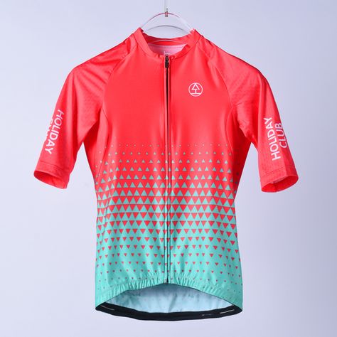 Retro Cycling Jersey, Trisuit Design, Cycling Uniform, Sports Shirts Ideas, Bike Jersey Design, Sports Uniform Design, Volleyball Uniform, Cycling Kits Design, Custom Cycling Jersey